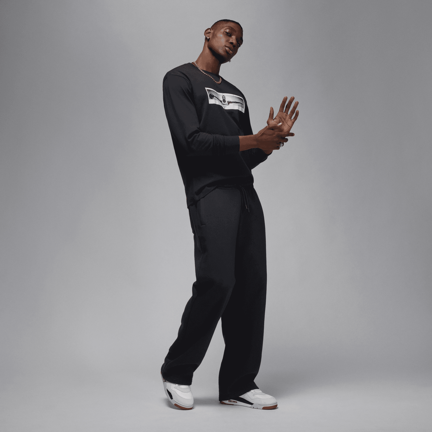 Men's Jordan Long-Sleeve Crew-Neck T-Shirt
