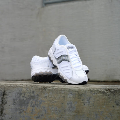 Saucony "Matrix" (White/Metallic)