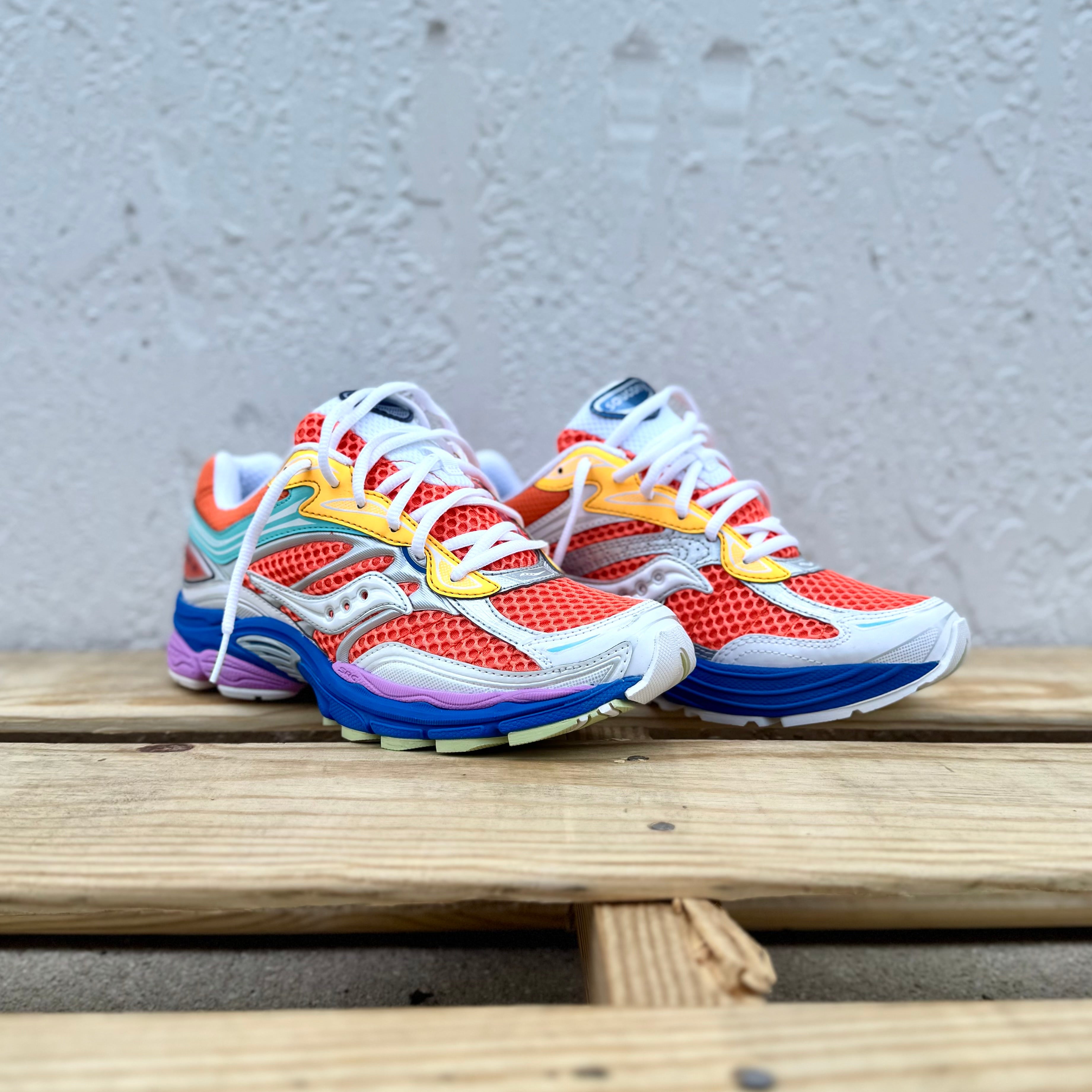 Mens Saucony ProGrid Omni 9 (Orange/Multi)