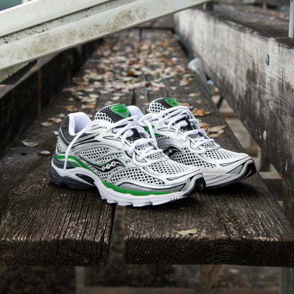Mens Saucony ProGrid Omni 9 (Silver/Green)