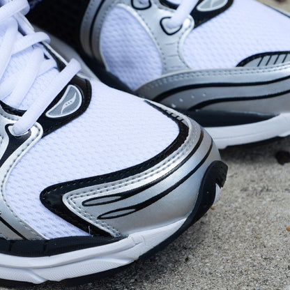 Mens Saucony ProGrid Triumph 4  (Gold/Chrome)