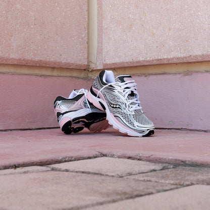 Mens Saucony ProGrid Omni 9 (Silver/Pink)