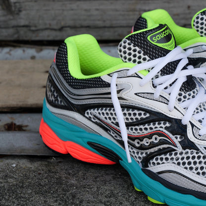 Mens Saucony ProGrid Omni 9 (Silver Mutant)