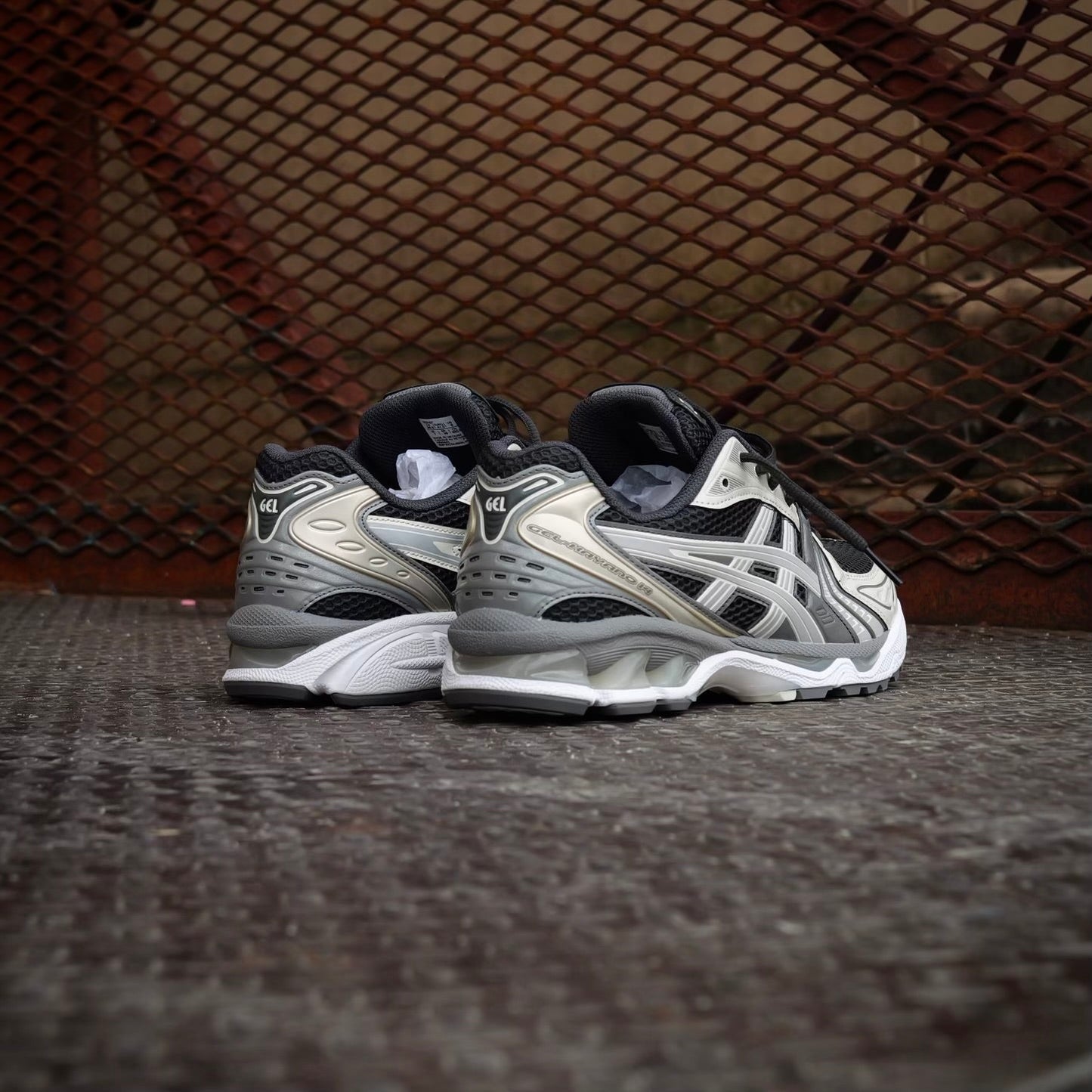 Mens Asics Gel-Kayano 14 (Obsidian/Cement Grey)