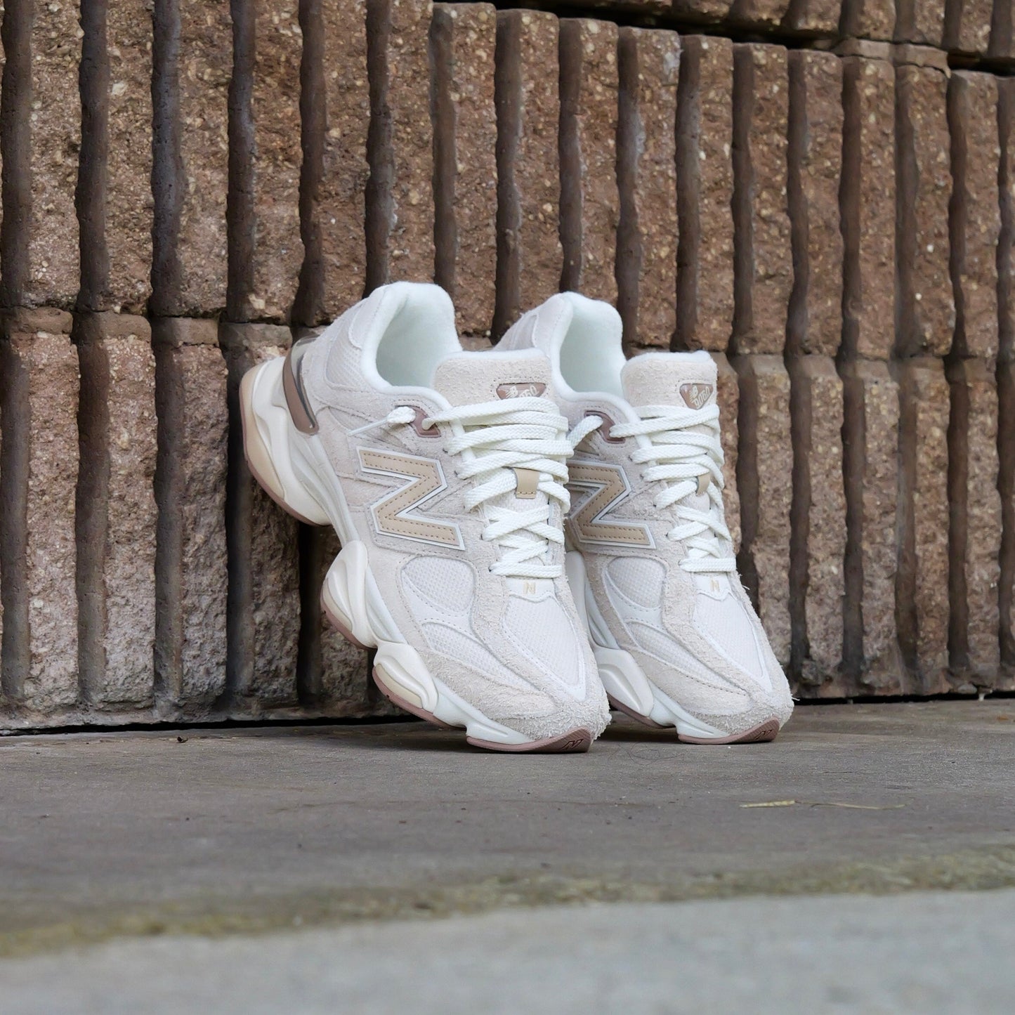 Mens New Balance 9060CCB (Beige/White)