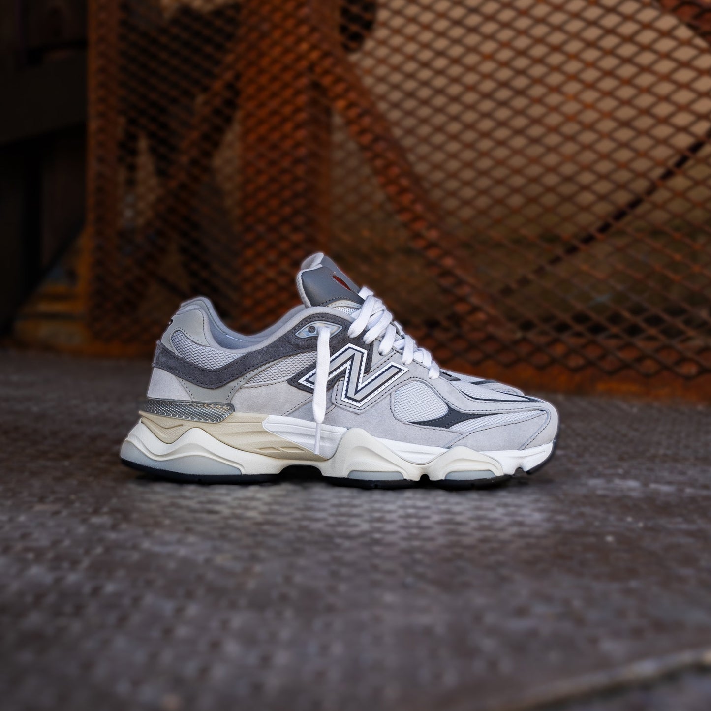 Mens New Balance 9060GRY (Grey/Grey)