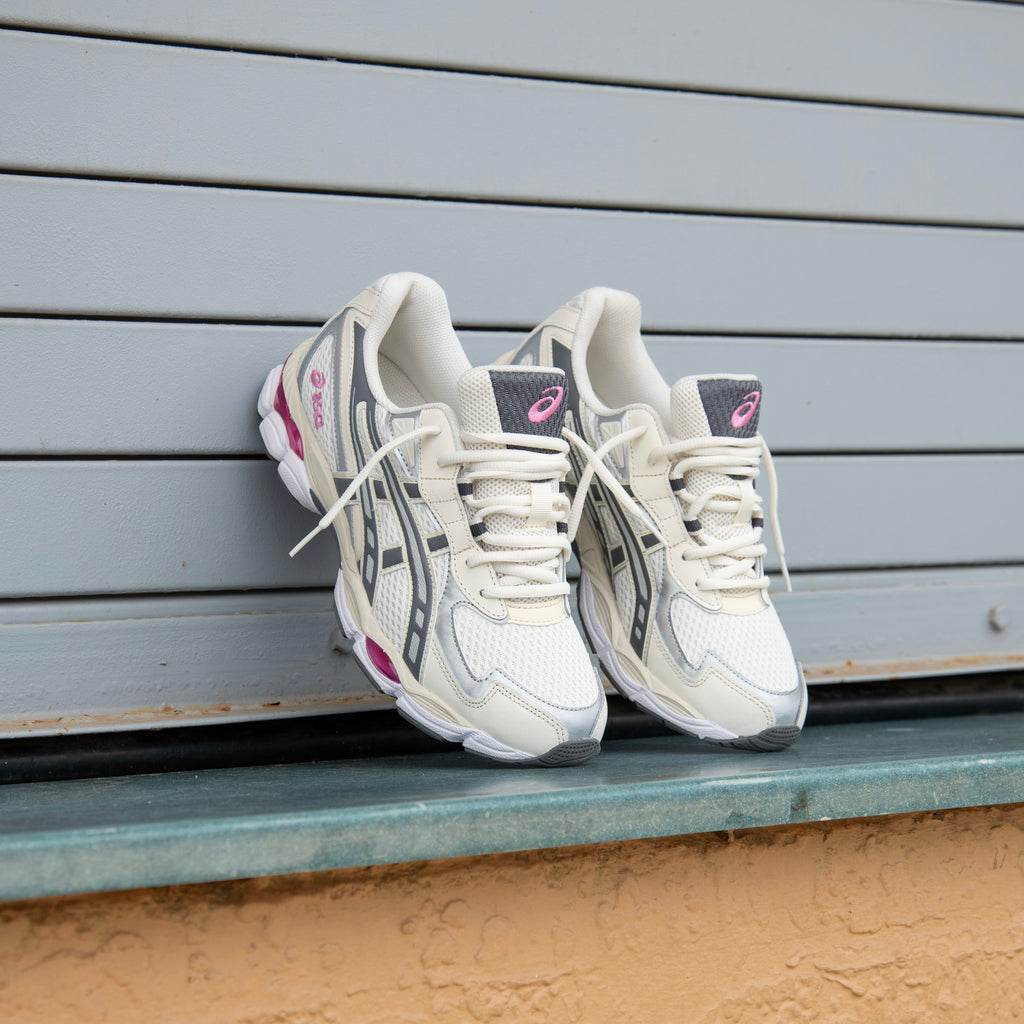 Mens Asics Gel-NYC 2055 (Cream/Carbon)