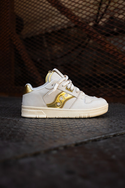 Mens Saucony x Trinidad James Hommewrk Sonic Low 'COACH’S SHOE' (Cream/Gold)