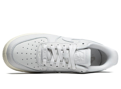 Women's Nike Air Force 1 Premium in Summit White