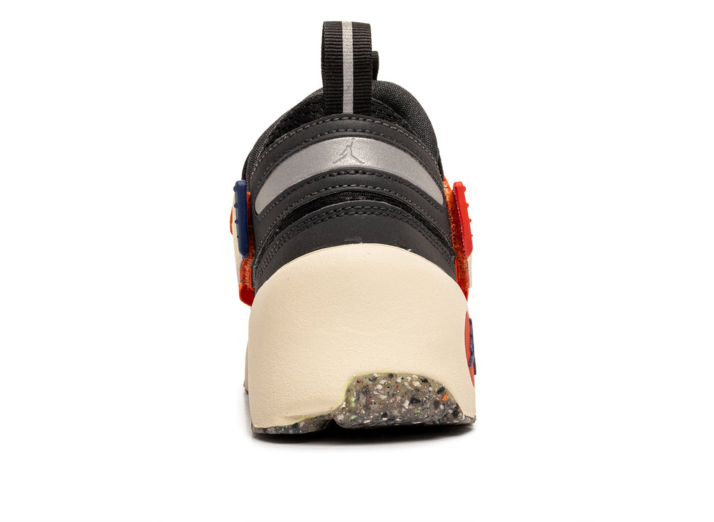 Women's Jordan Trunner LX RA