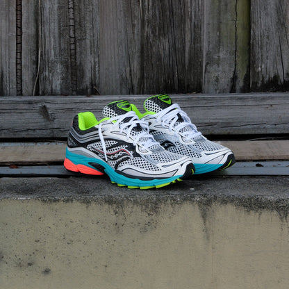 Mens Saucony ProGrid Omni 9 (Silver Mutant)