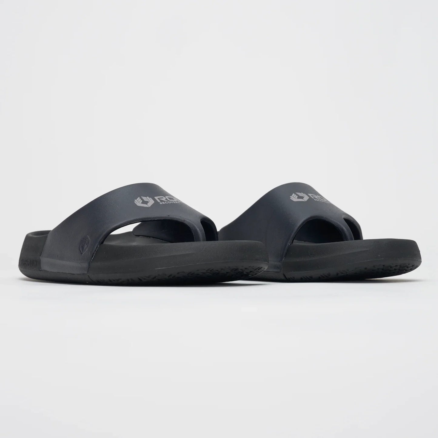 Roll Recovery | SUPERPLUSH Flipflop | Men's | Carbon Black