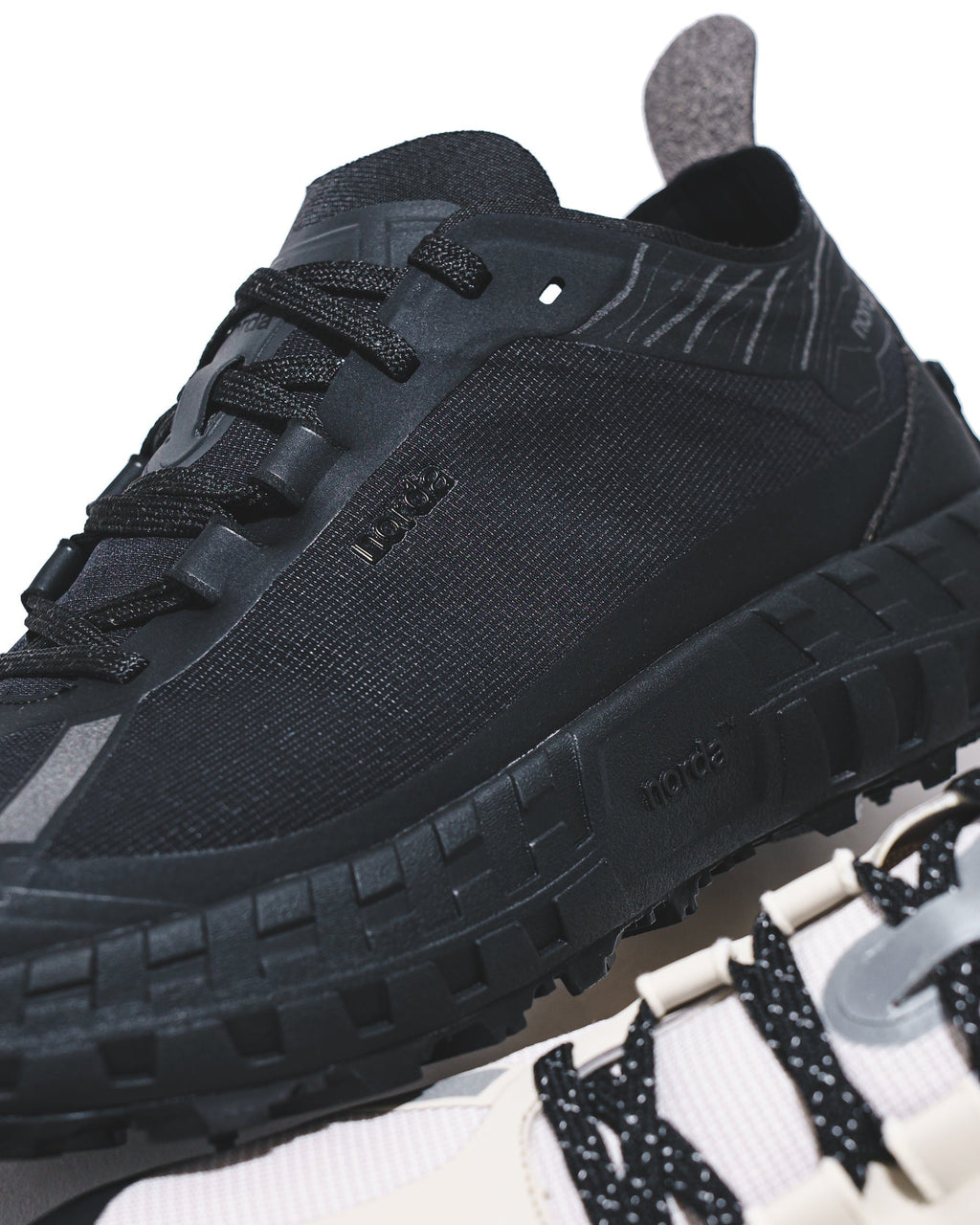 Norda Men 001A Stealth Black