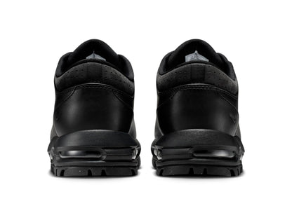 Nike Air Max Goadome Low SP in Black