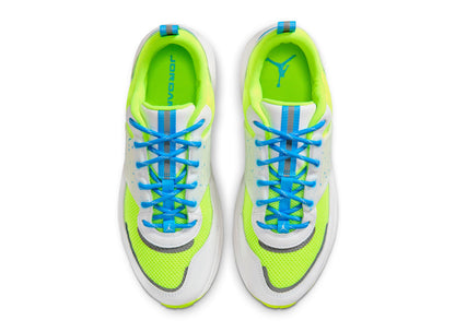 Jordan Trunner O/S in Volt / White