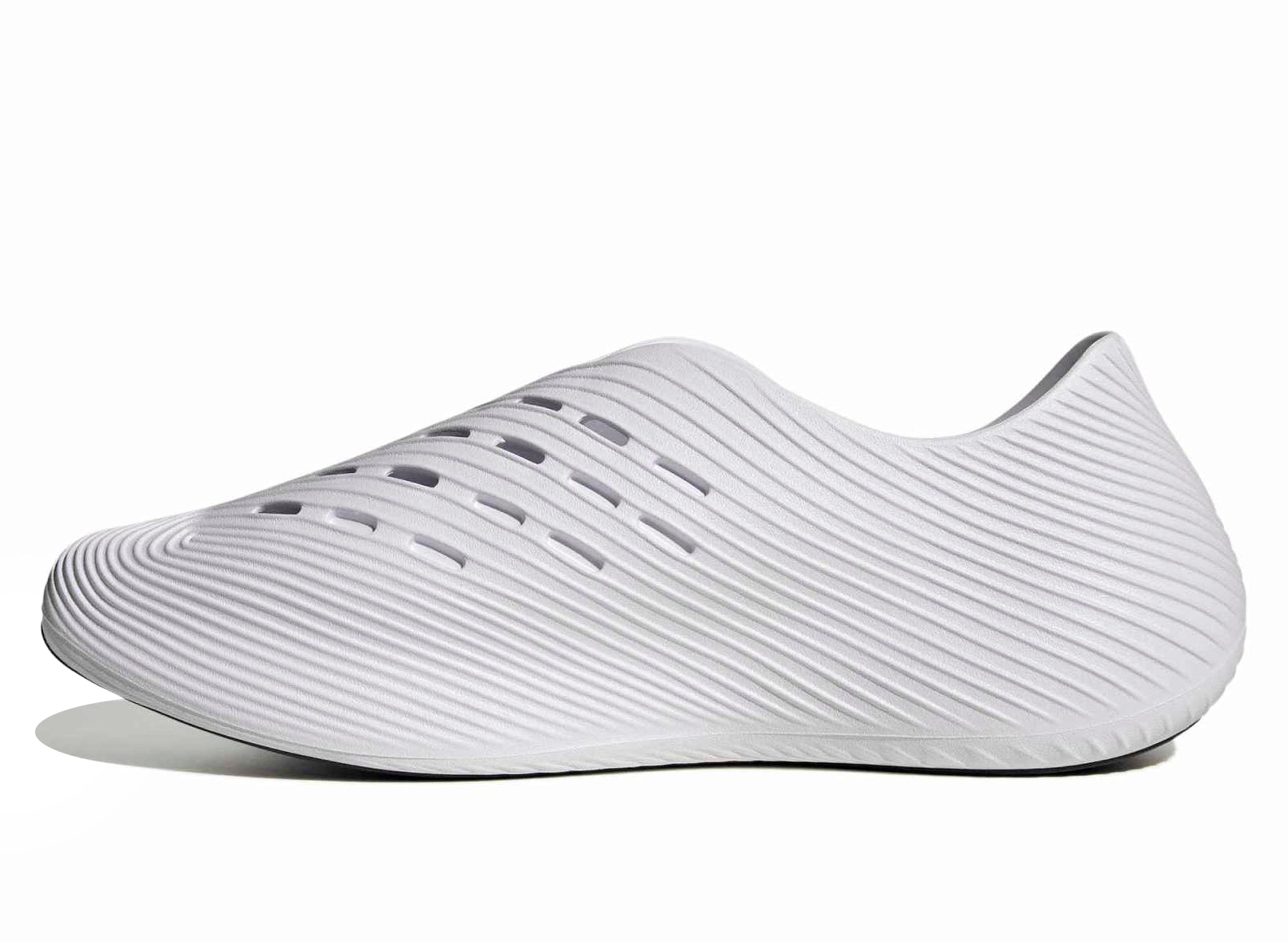Adidas Purechill Slides in White / Gold Metallic