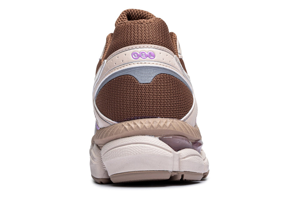 Asics Gel-Cumulus 16 in 'Cinnamon / Pure Silver'