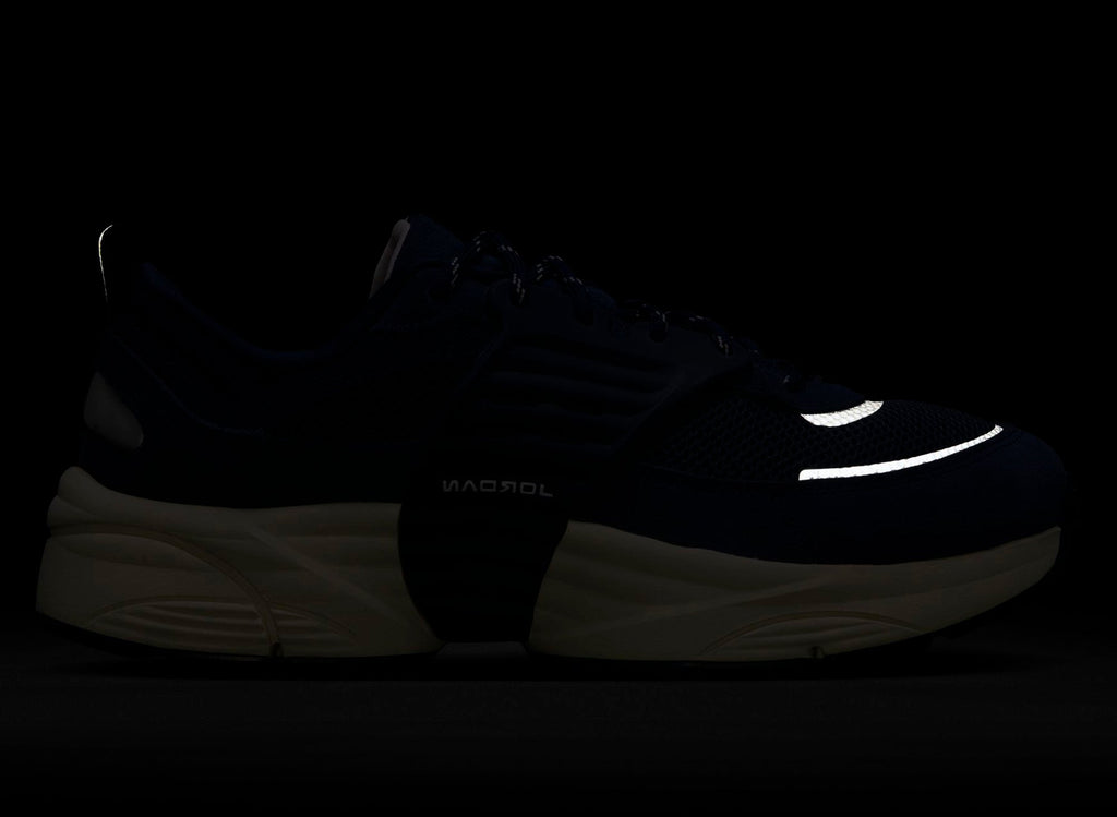 Air Jordan Trunner O/S in Midnight Navy