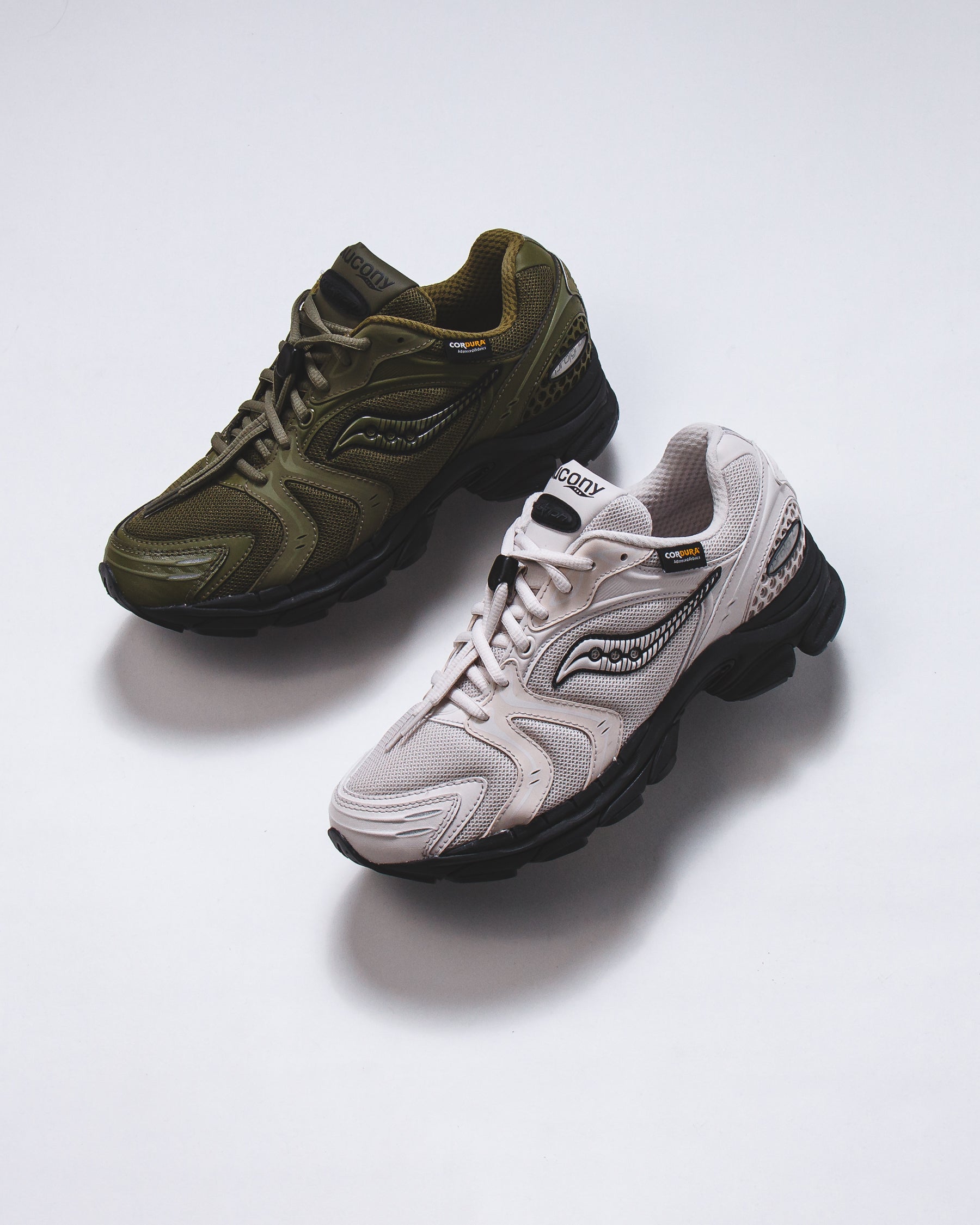 Saucony Men ProGrid Triumph 4 Gorpcore White Sand S70758-4