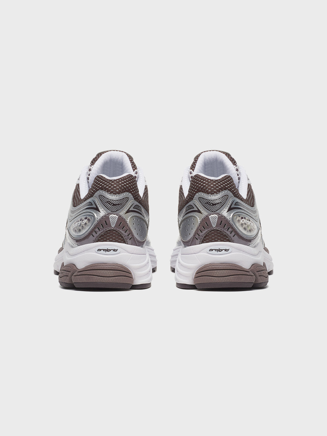 Saucony Progrid Omni 9 Sneakers | White/Brown