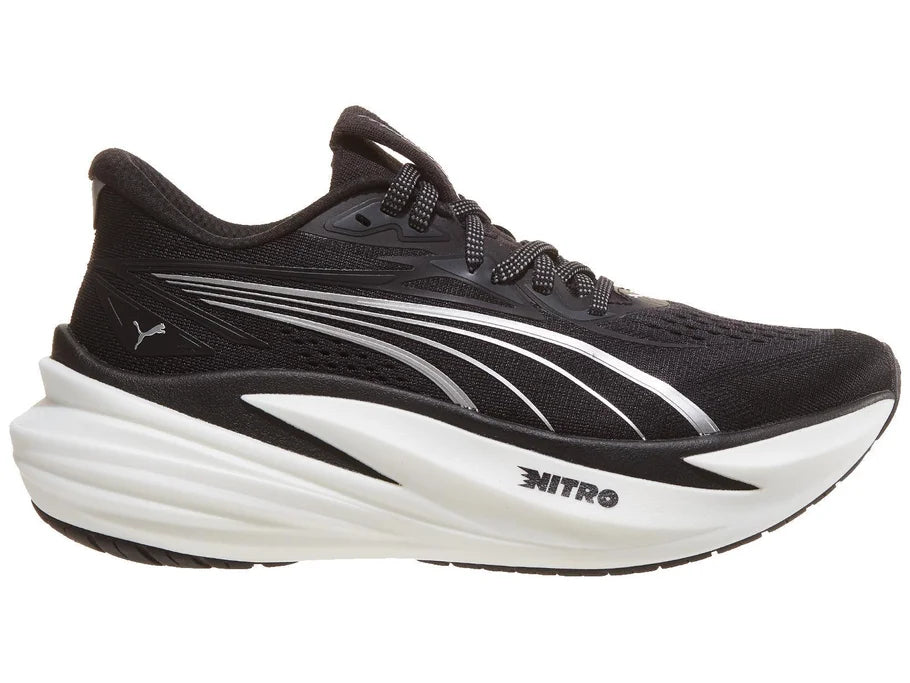 PUMA | MagMax Nitro 2 | Women's | Black/White